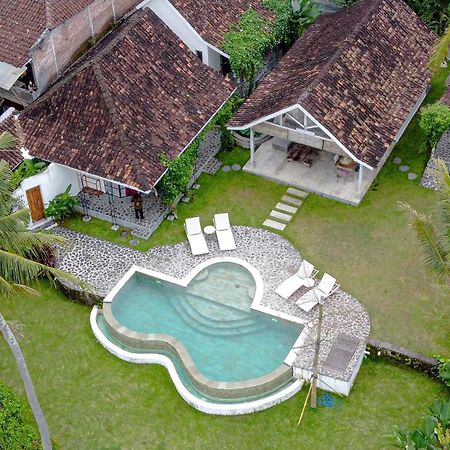 Sunmoonstarvillas Yogyakarta Jarakan Екстер'єр фото