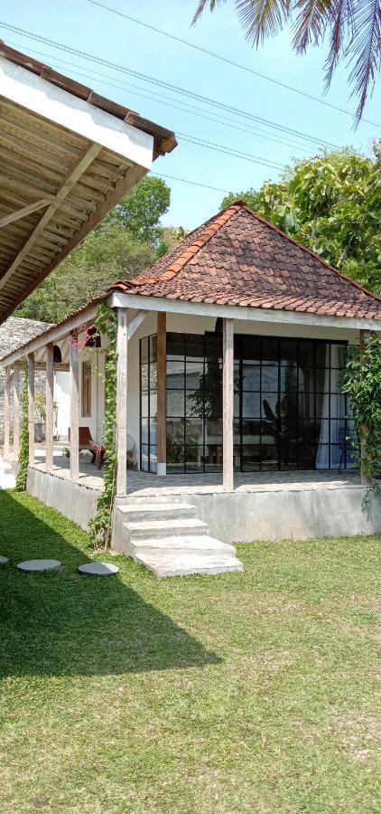 Sunmoonstarvillas Yogyakarta Jarakan Екстер'єр фото