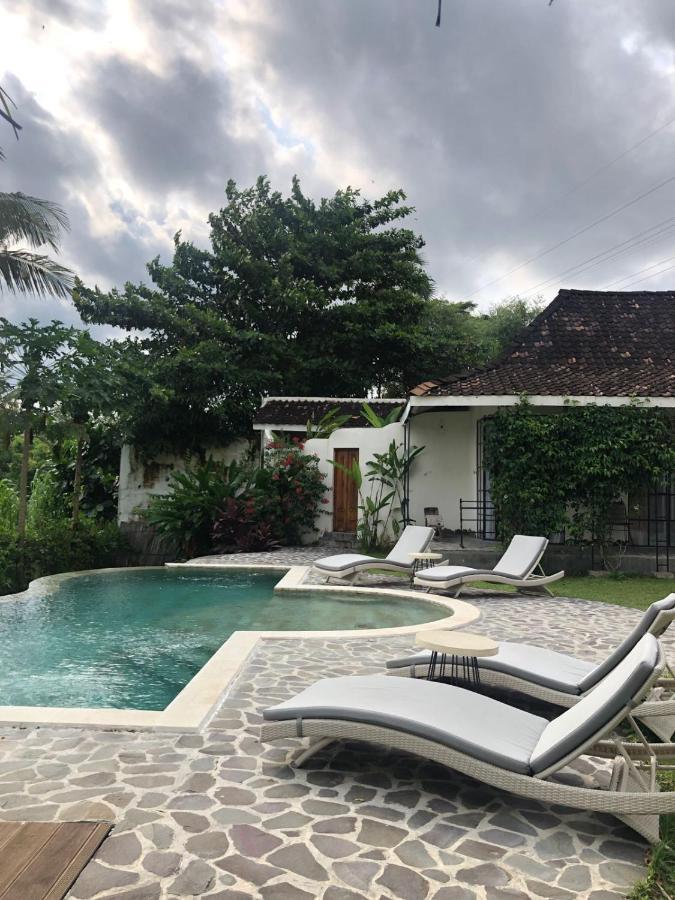 Sunmoonstarvillas Yogyakarta Jarakan Екстер'єр фото