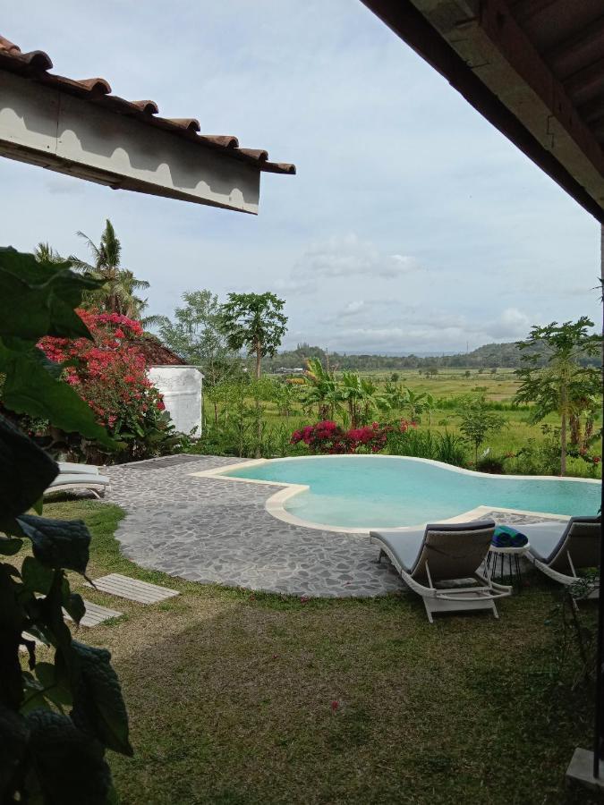 Sunmoonstarvillas Yogyakarta Jarakan Екстер'єр фото