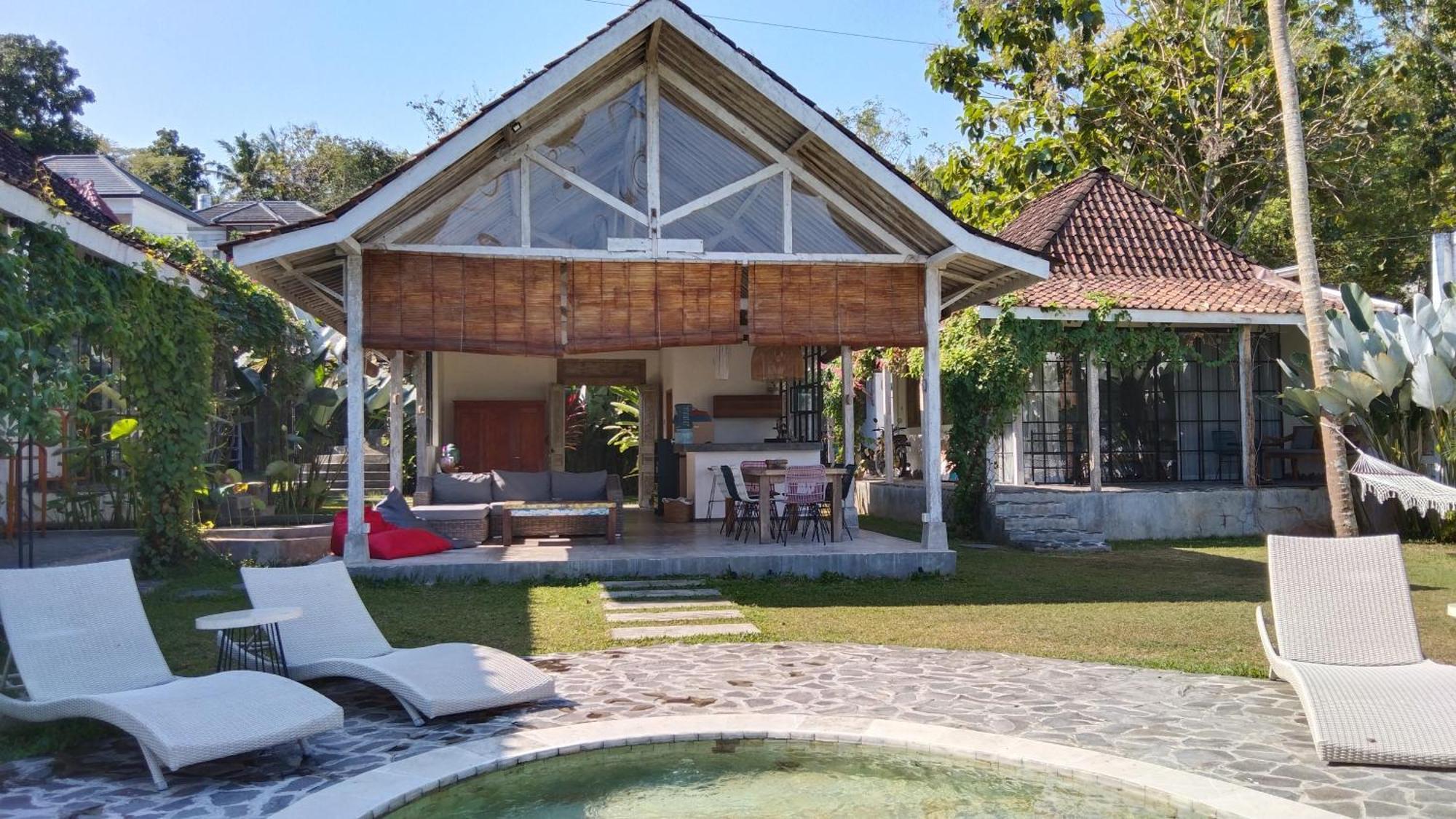Sunmoonstarvillas Yogyakarta Jarakan Екстер'єр фото