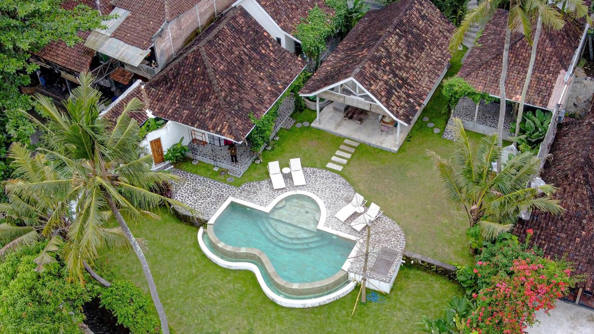 Sunmoonstarvillas Yogyakarta Jarakan Екстер'єр фото