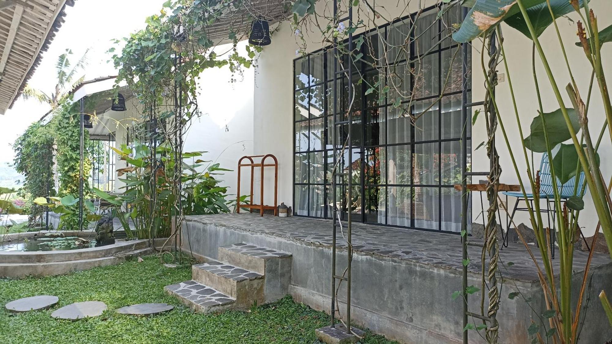 Sunmoonstarvillas Yogyakarta Jarakan Екстер'єр фото